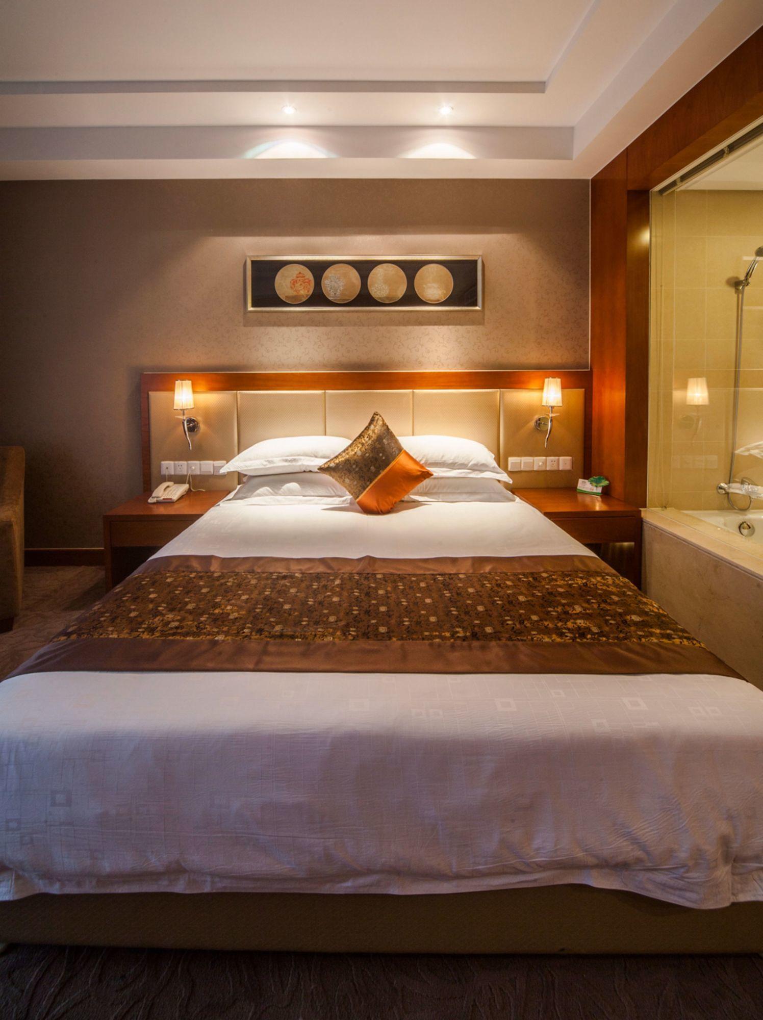 Suzhou Joy Holiday Hotel Exterior photo